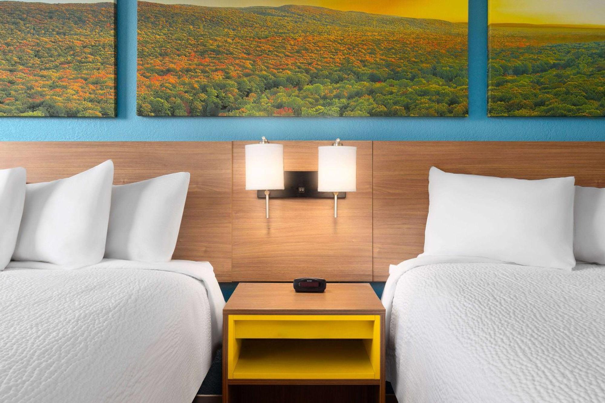 Day'S Inn & Suites By Wyndham Indianapolis Airport East 外观 照片